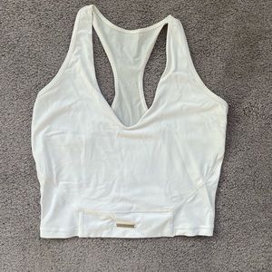 Gym shark Whitney Simmons tank